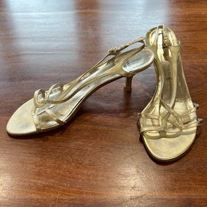 Stuart Weitzman Kitten Heels 10.5